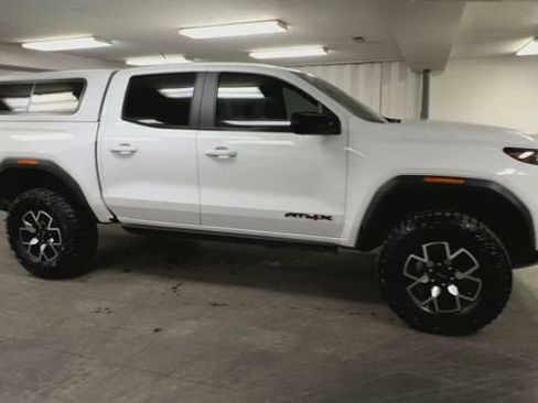 Certified 2024 GMC Canyon AT4X image 2