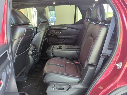Used 2025 Honda Pilot Black Edition image 33