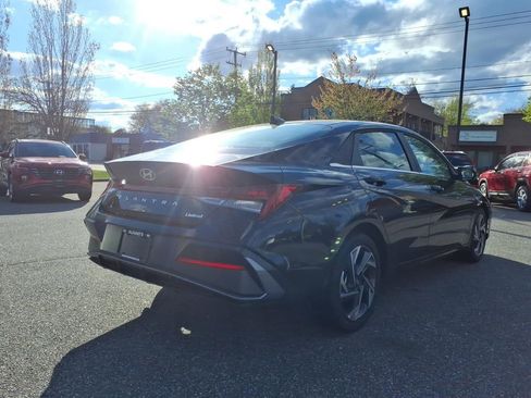 New 2026 Hyundai Elantra Limited FWD image 5