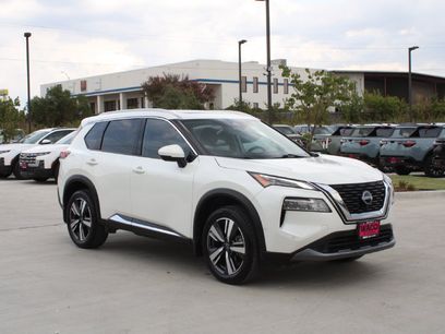 Used 2023 Nissan Rogue SL w/ SL Premium Package