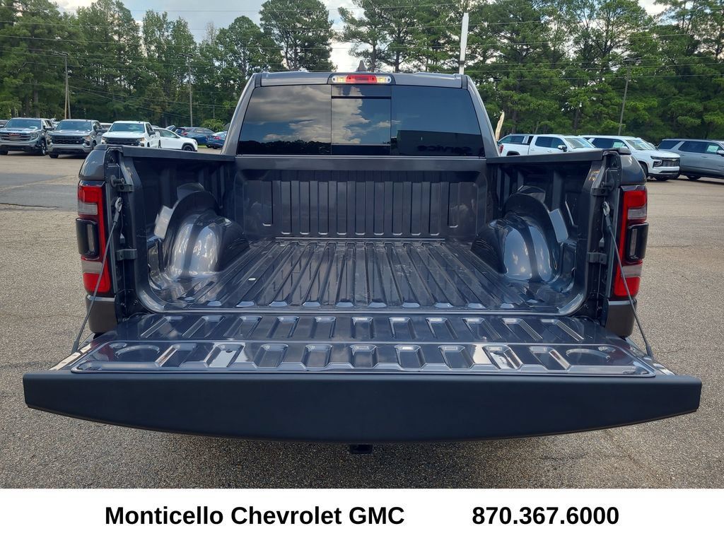 Used 2024 RAM 1500 Big Horn AWD/4WD image 8