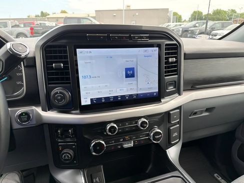 Used 2022 Ford F150 XLT w/ Equipment Group 302A High AWD/4WD image 17