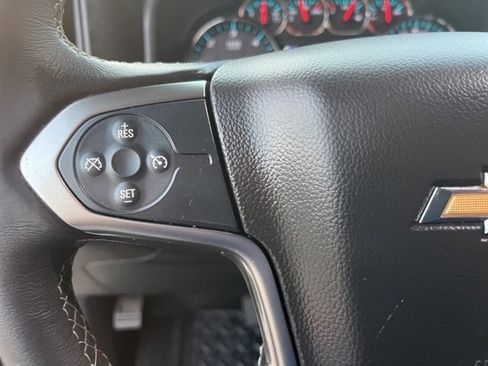 Used 2018 Chevrolet Silverado 1500 LT w/ Texas Edition image 18