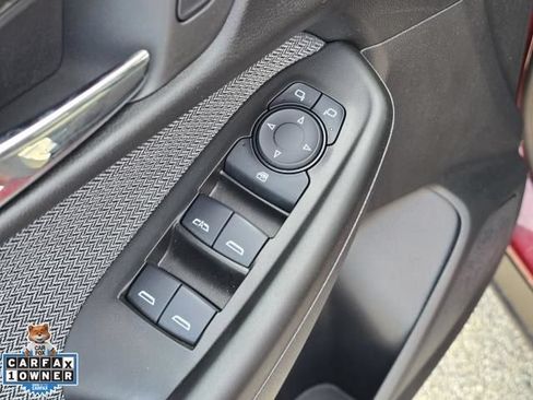 Used 2024 Chevrolet TrailBlazer LT w/ LT Cold Weather Package FWD image 16