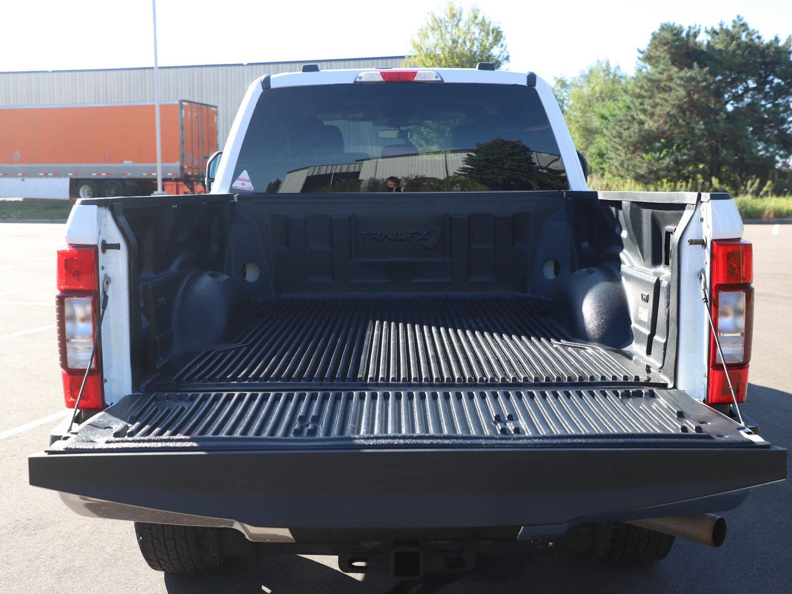 Used 2021 Ford F250 XLT w/ XLT Value Package AWD/4WD image 16