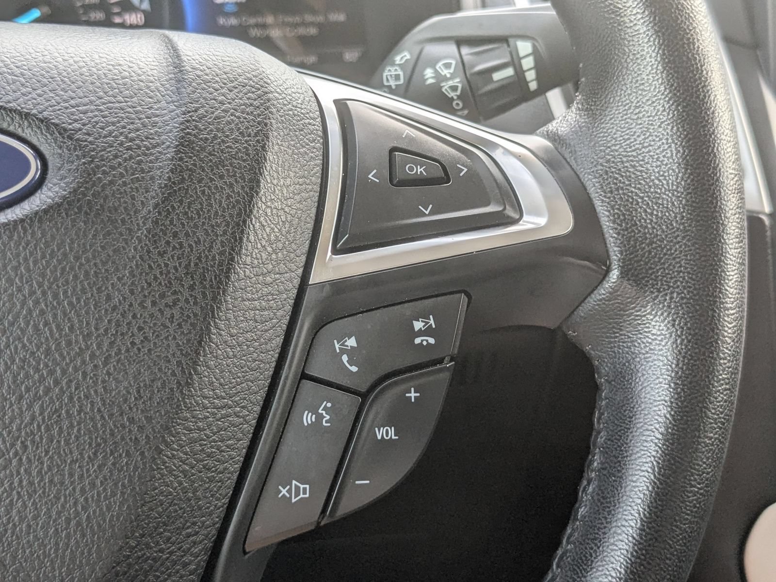 Used 2023 Ford Edge SEL w/ Convenience Package AWD/4WD image 18