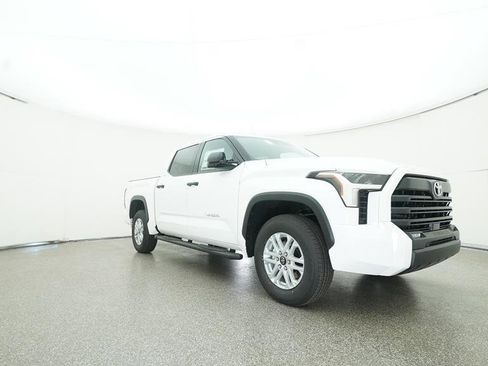 New 2025 Toyota Tundra SR5 image 8