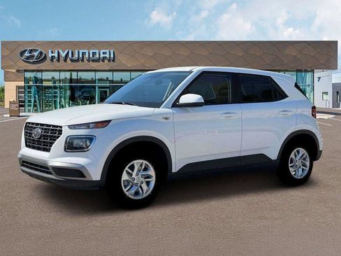 New 2026 Hyundai Venue SE FWD image 2