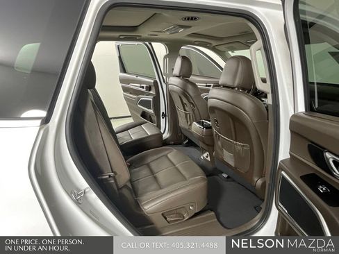 Used 2021 Kia Telluride SX w/ Towing Package FWD image 15