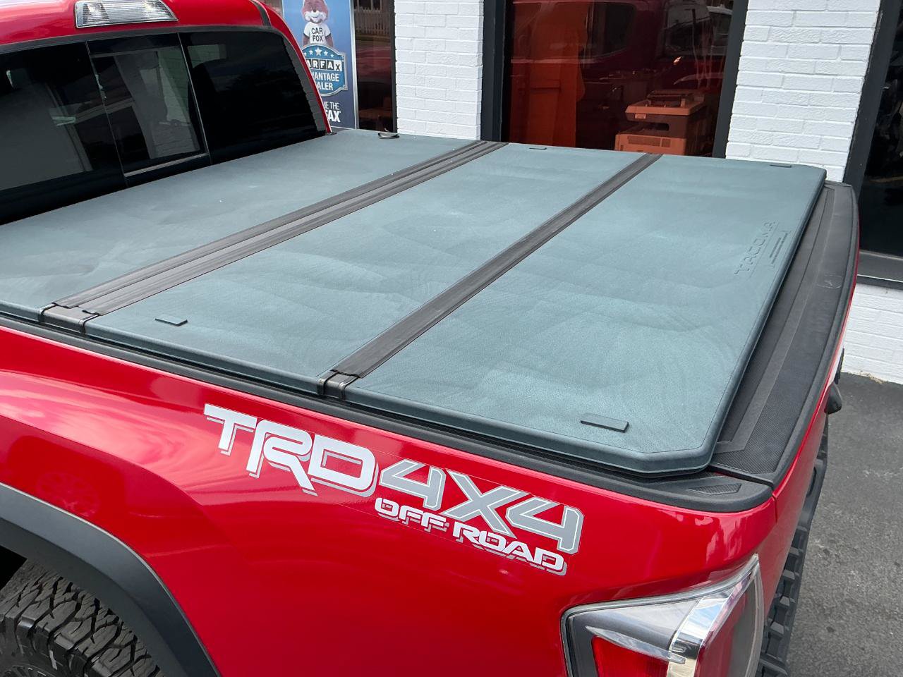 Used 2021 Toyota Tacoma TRD Off-Road w/ TRD Premium Off Road Package AWD/4WD image 7