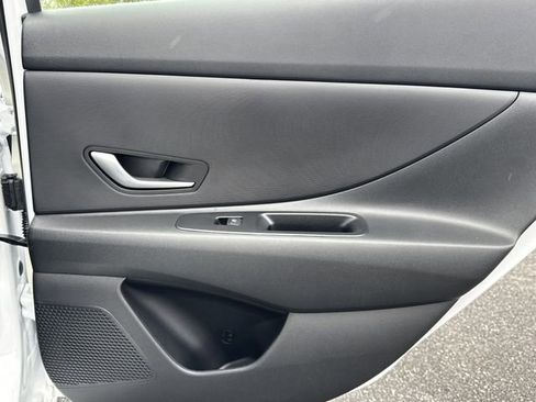 New 2026 Hyundai Elantra Blue image 16