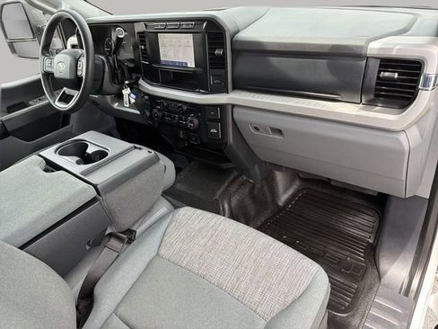 Used 2023 Ford F250 XLT w/ FX4 Off-Road Package AWD/4WD image 10