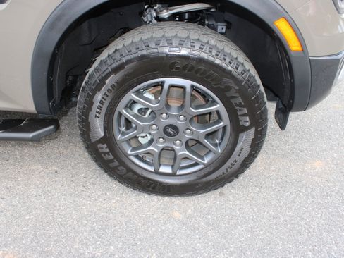 Used 2025 Ford Ranger XLT w/ Equipment Group 301A High image 9