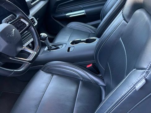 Used 2025 Ford Mustang Premium RWD image 3