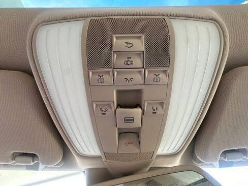 Used 2014 Mercedes-Benz E 350 4MATIC Sedan image 23