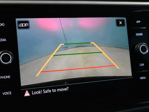 Certified 2023 Volkswagen Atlas SE image 11