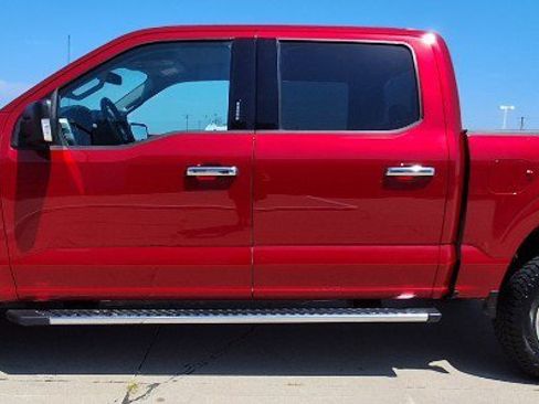 Used 2021 Ford F150 XLT w/ Equipment Group 302A High AWD/4WD image 5