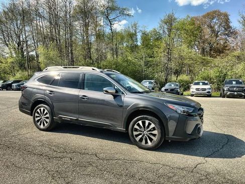 Used 2024 Subaru Outback Touring XT AWD/4WD image 11