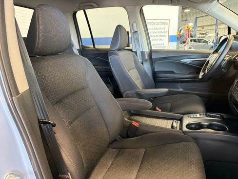 Certified 2023 Honda Ridgeline Sport image 31