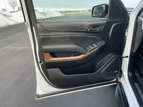 Used 2020 Chevrolet Tahoe Premier image 21