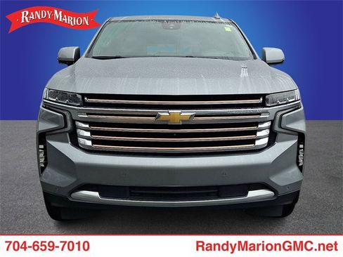 Used 2023 Chevrolet Tahoe High Country image 2