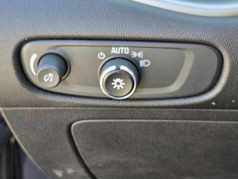 Used 2023 Chevrolet Malibu LT FWD image 26