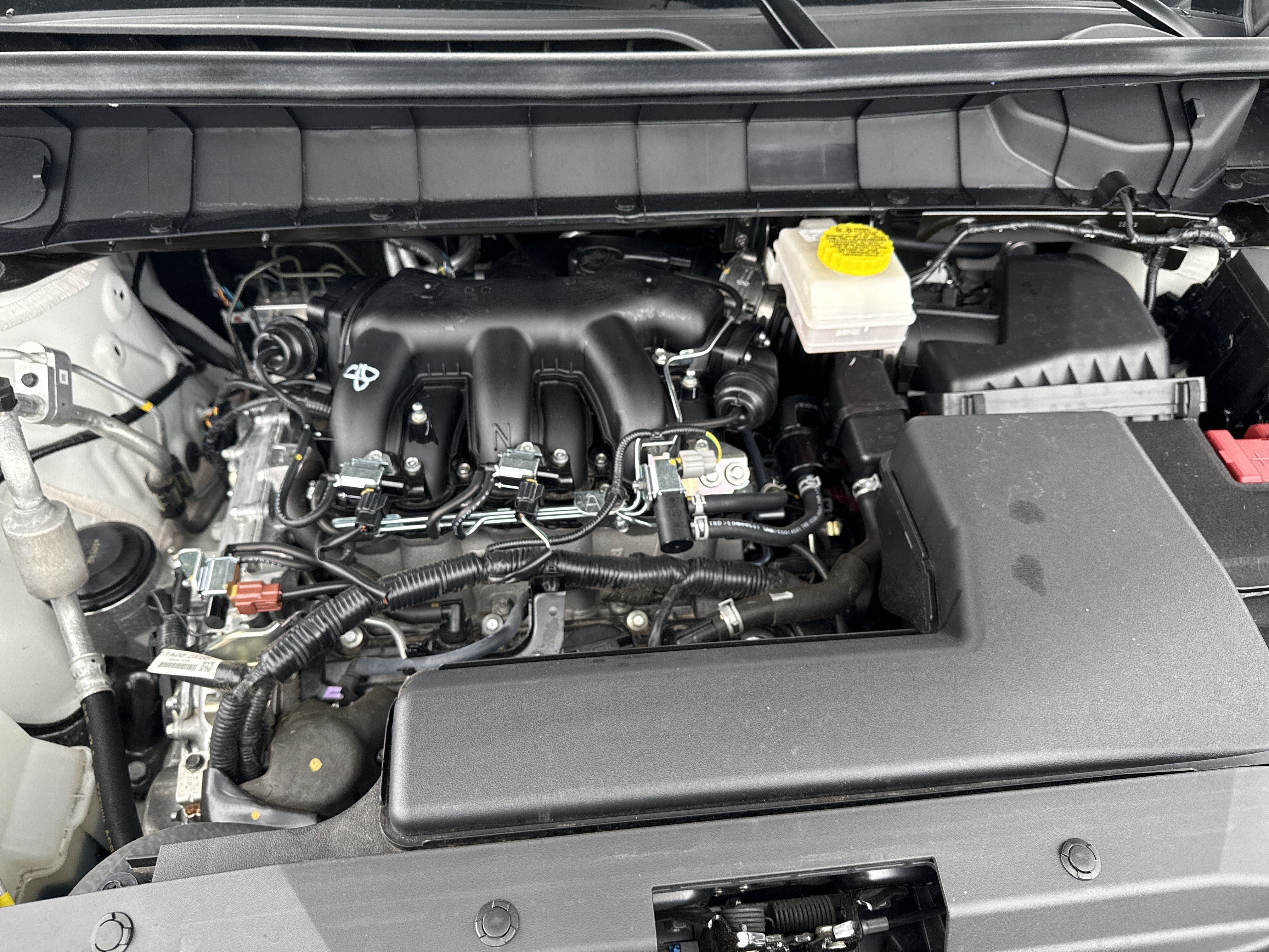 Used 2025 Nissan Pathfinder Platinum w/ Cargo Package FWD image 35