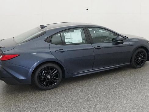 New 2026 Toyota Camry SE FWD image 10