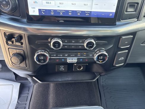 Used 2021 Ford F150 Lariat image 25