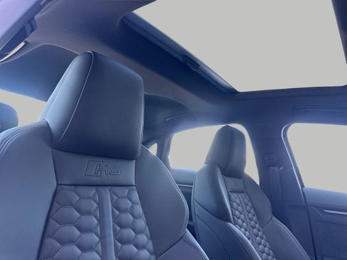 New 2026 Audi RS 3 image 15