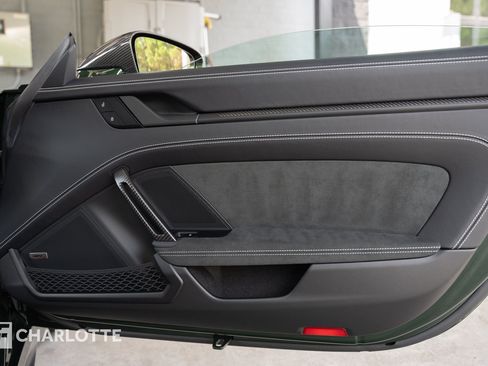 Used 2026 Porsche 911 GT3 RWD image 38