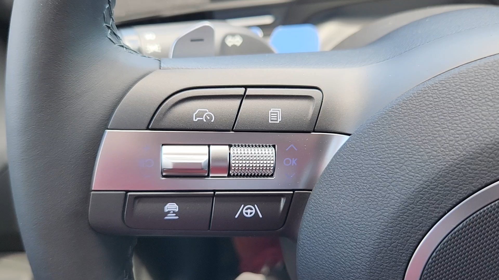 Used 2026 Hyundai Kona SEL Premium AWD/4WD image 11