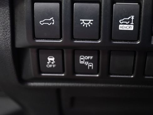 Used 2022 Subaru Ascent Limited w/ Technology Package AWD/4WD image 24