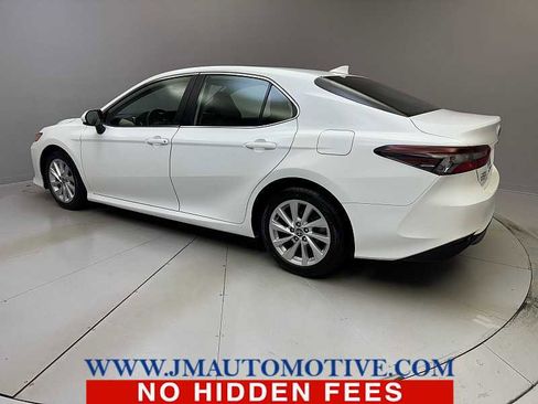 Used 2024 Toyota Camry LE FWD image 3