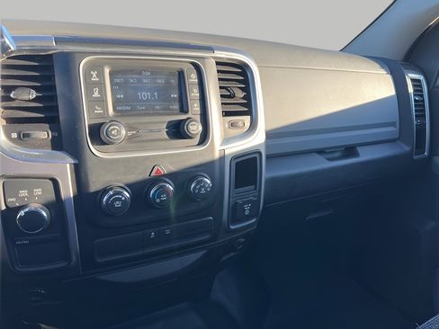 Used 2014 RAM 3500 SLT w/ Protection Group image 11