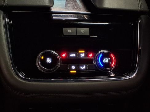 Used 2019 Lincoln Navigator L Reserve image 21