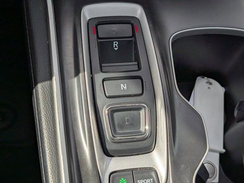 Used 2018 Honda Accord Touring image 30