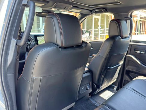 Used 2023 Nissan Frontier Pro-X w/ Pro-X Premium Package RWD image 33