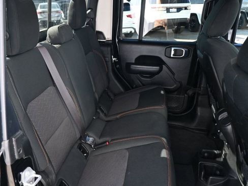 Used 2022 Jeep Gladiator Mojave w/ Cold Weather Group image 23