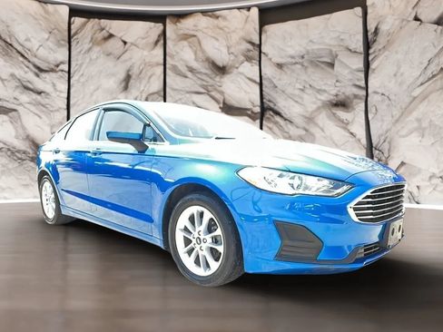 Used 2019 Ford Fusion SE FWD image 40