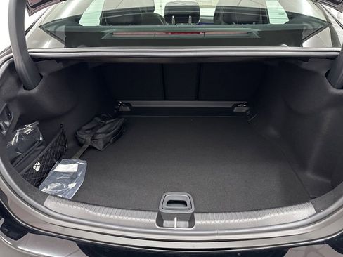 Used 2025 Mercedes-Benz C 300 Sedan image 24