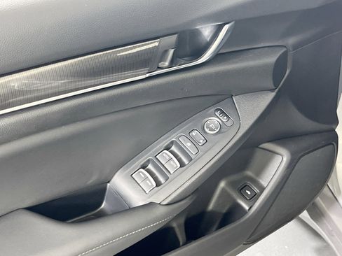 Used 2022 Honda Accord Sport image 17