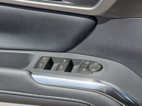 New 2026 Chevrolet Traverse LT w/ Midnight/Sport Edition FWD image 17
