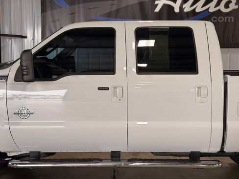 Used 2015 Ford F250 Lariat w/ Lariat Interior Package AWD/4WD image 20