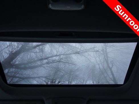 Used 2018 Toyota Tundra Platinum image 24