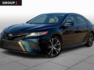 Used 2019 Toyota Camry SE image 1