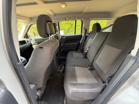 Used 2014 Jeep Patriot Sport w/ Power Value Group FWD image 27