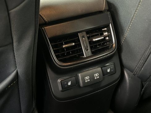 Used 2022 Subaru Outback Wilderness AWD/4WD image 17