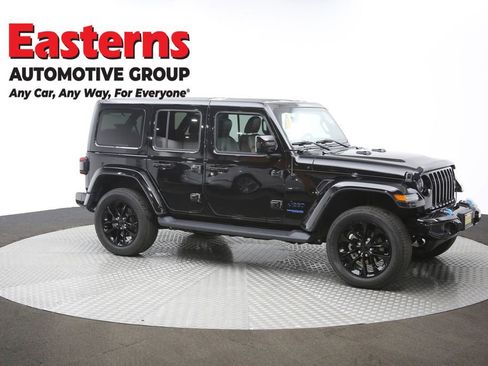 Used 2021 Jeep Wrangler Unlimited Sahara image 48