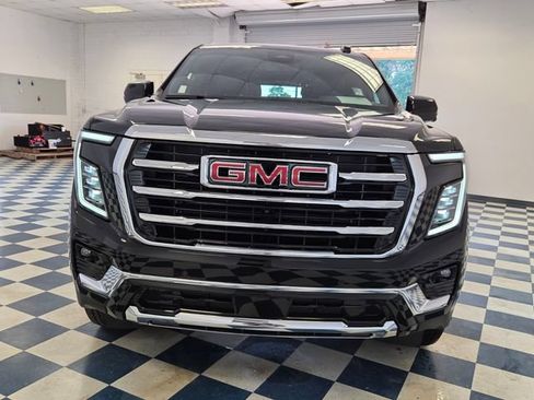 Used 2026 GMC Yukon Elevation AWD/4WD image 2